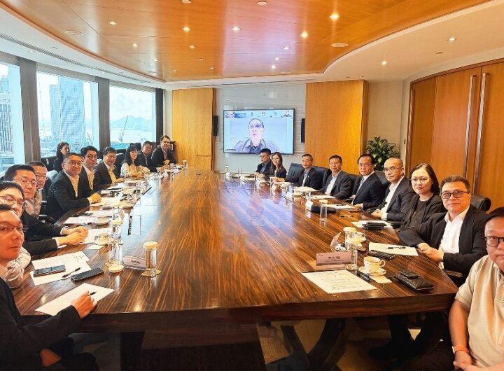 Image 1: The China Guangdong–Hong Kong–Macao Greater Bay Area Think Tank Alliance hosted a symposium on the theme of “How Hong Kong and Macao actively participate in and proactively align with the National 15th Five-Year Plan”.